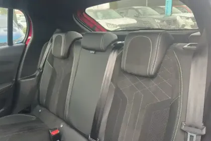 Photo 11 Peugeot 208  BlueHDi 100 S&S BVM6