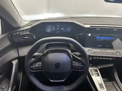 Photo 13 Peugeot 308  BlueHDi 130ch S&S EAT8