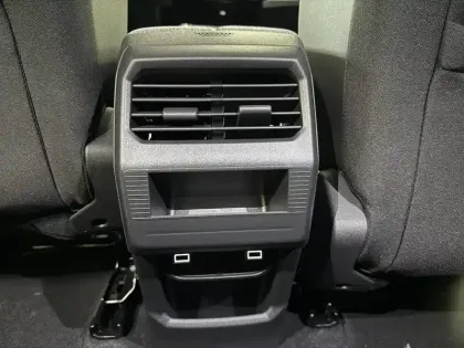 Photo 12 Peugeot 3008  Hybrid 145 e-DCS6