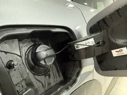 Photo 10 Peugeot 3008  Hybrid 145 e-DCS6