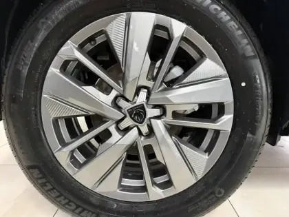Photo 58 Peugeot 3008  Hybrid 145 e-DCS6