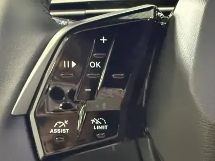 Photo 16 Peugeot 3008  Hybrid 145 e-DCS6