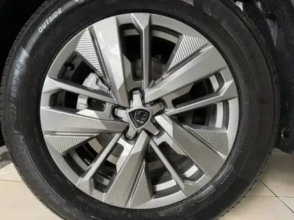 Photo 5 Peugeot 3008  Hybrid 145 e-DCS6