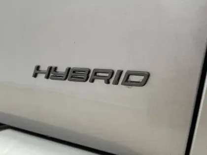 Photo 57 Peugeot 3008  Hybrid 145 e-DCS6