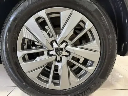 Photo 6 Peugeot 3008  Hybrid 145 e-DCS6