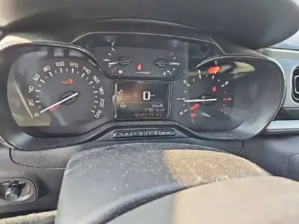 Photo 29 Citroën C3 Gén. III Ph2 Feel Pack 5