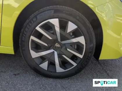 Photo 12 Peugeot 208  Hybrid 110 ch e-DCS6