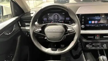 Photo 38 Skoda Kamiq  1.0 TSI Evo 2 95 ch BVM5