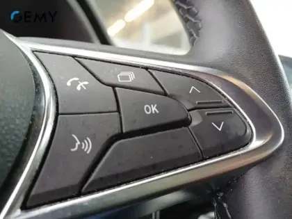 Photo 14 Renault Captur  E-Tech full hybrid 145