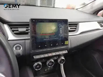 Photo 13 Renault Captur  E-Tech full hybrid 145