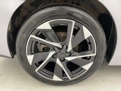 Photo 18 Peugeot 308  SW BlueHDi 130ch S&S BVM6