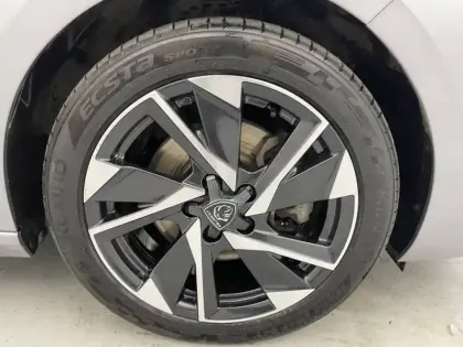 Photo 17 Peugeot 308  SW BlueHDi 130ch S&S BVM6