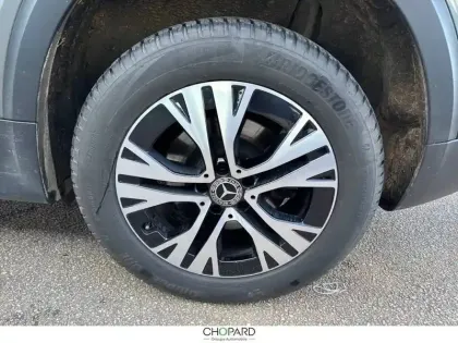 Photo 36 Mercedes GLB  200 d 8G-DCT