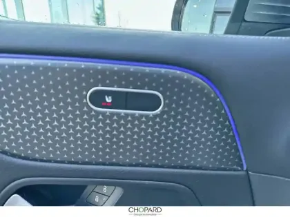 Photo 29 Mercedes GLB  200 d 8G-DCT