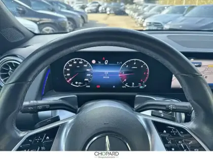 Photo 24 Mercedes GLB  200 d 8G-DCT