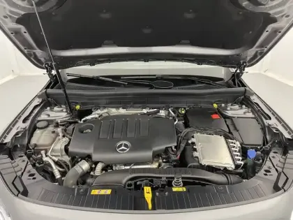 Photo 57 Mercedes GLB  200 d 8G-DCT