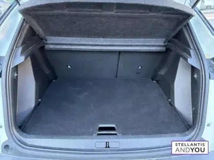 Photo 39 Peugeot 2008  PureTech 130 S&S EAT8