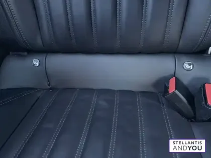 Photo 48 Peugeot 2008  PureTech 130 S&S EAT8