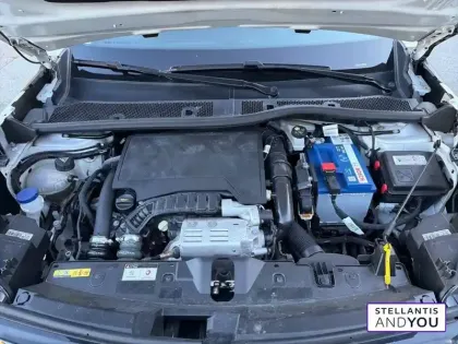 Photo 47 Peugeot 2008  PureTech 130 S&S EAT8