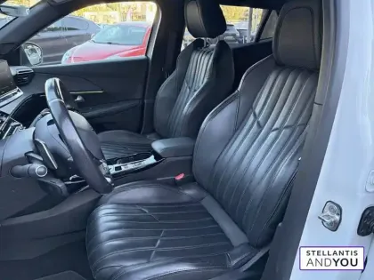 Photo 8 Peugeot 2008 Gén. II Ph1 NG GT Pack 5