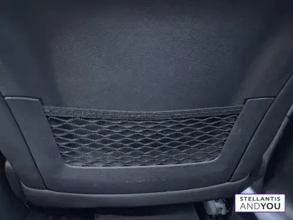 Photo 51 Peugeot 2008  PureTech 130 S&S EAT8