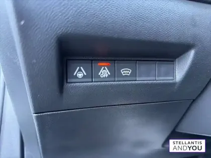 Photo 20 Peugeot 2008 Gén. II Ph1 NG GT Pack 5