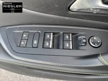 Photo 37 Peugeot 308  PHEV 180 e-EAT8