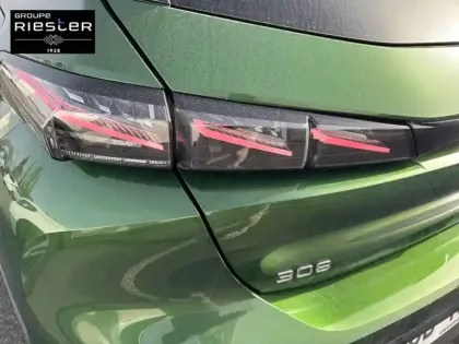 Photo 56 Peugeot 308  PHEV 180 e-EAT8