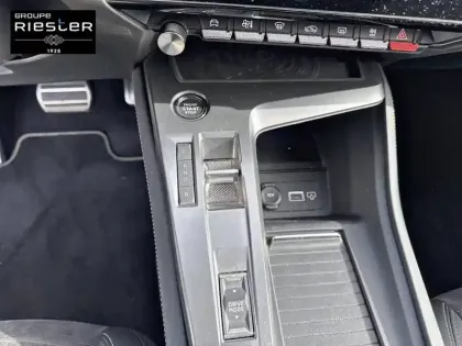 Photo 13 Peugeot 308  PHEV 180 e-EAT8