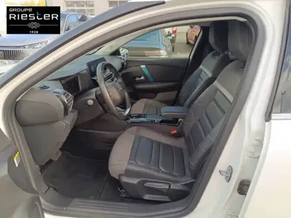 Photo 10 Citroën C4 e- 136 ch Automatique