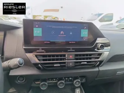 Photo 19 Citroën C4 e- 136 ch Automatique