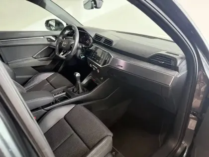 Photo 6 Audi Q3  35 TFSI 150 ch