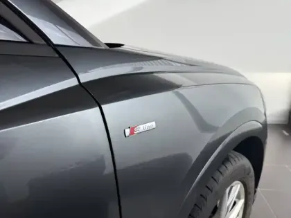 Photo 15 Audi Q3  35 TFSI 150 ch