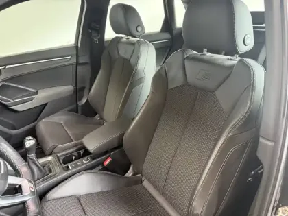 Photo 33 Audi Q3  35 TFSI 150 ch