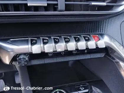 Photo 26 Peugeot 3008  Puretech 130ch S&S BVM6 Allure