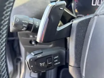 Photo 15 DS DS 3 DS3 Crossback BlueHDi 130 EAT8 Louvre