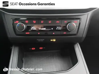 Photo 12 Seat Ibiza  1.0 MPI 80 ch S/S BVM5 Urban