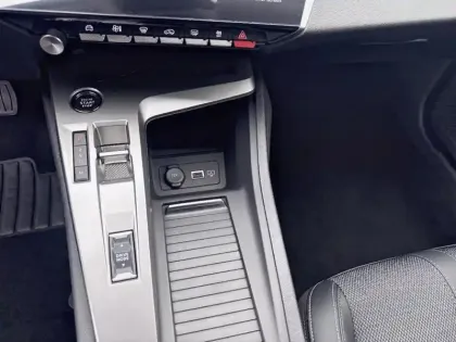 Photo 23 Peugeot 308 Gén. III Ph1 Allure 5