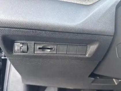 Photo 15 Peugeot 308 Gén. III Ph1 Allure 5