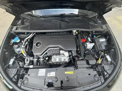 Photo 6 Peugeot 308 Gén. III Ph1 Allure 5