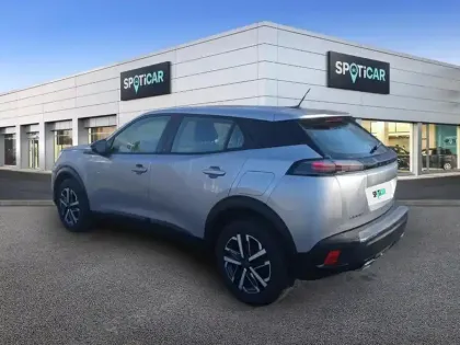 Photo 24 Peugeot 2008  Hybrid 145 e-DCS6 Style