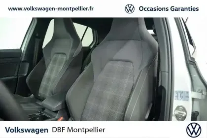 Photo 13 Volkswagen Golf 2.0 TDI SCR 200 DSG7 GTD