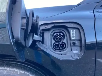 Photo 6 Audi A3 Gén. IV Ph2 S line 5