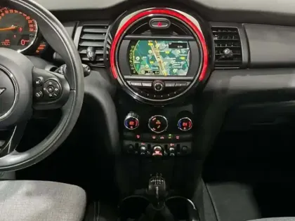 Photo 9 Mini Mini F56 Hatch 3 Portes One 102 ch Edition Shoreditch