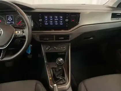 Photo 9 Volkswagen Polo 1.0 TSI 95 S&S BVM5 Lounge