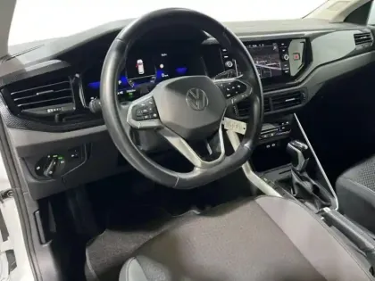 Photo 8 Volkswagen Polo 1.0 TSI 95 S&S DSG7 Life Business