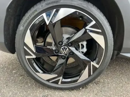 Photo 8 Volkswagen T-roc FL NOUVEAU NF 1.5 ETSI HYBRID 150CH D