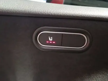 Photo 16 Mercedes Classe A 200 AMG Line