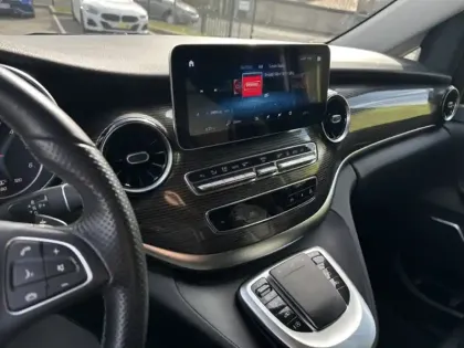 Photo 16 Mercedes CLASSE V 300 D AVANT GARDE EDI BVA 9   236 CH