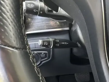 Photo 15 Mercedes CLASSE V 300 D AVANT GARDE EDI BVA 9   236 CH